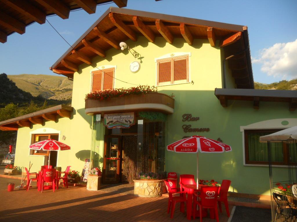 La Locanda Del Lago Lucciola Villalago ภายนอก รูปภาพ