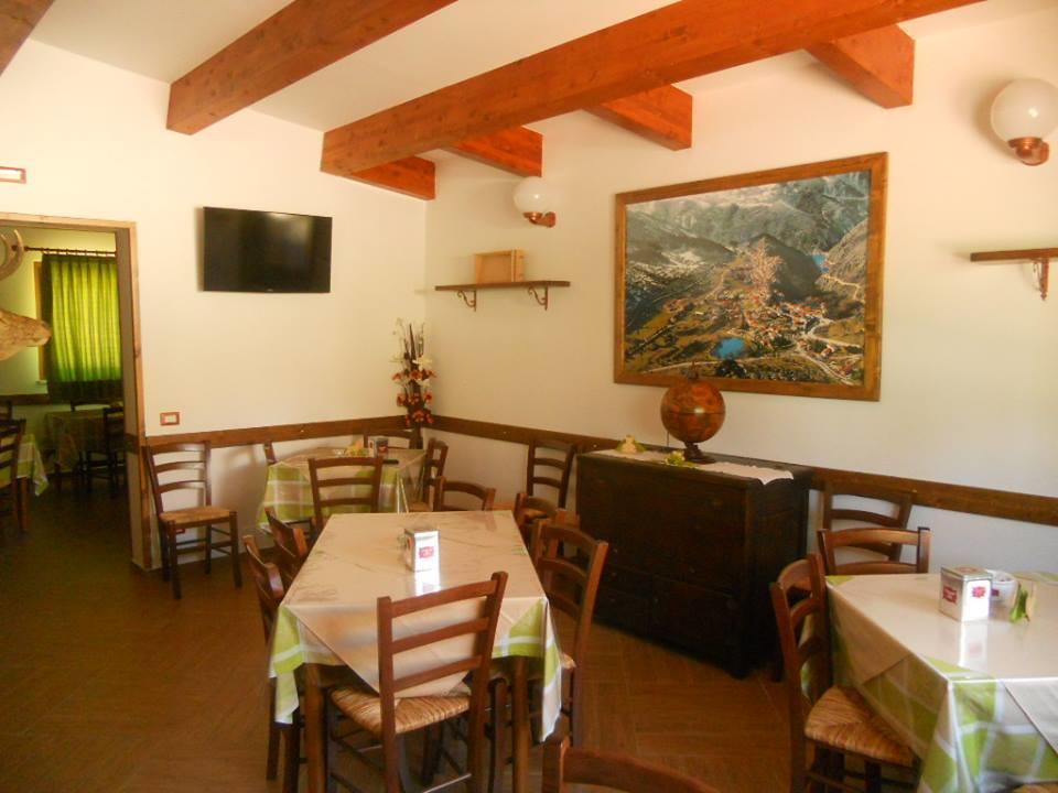 La Locanda Del Lago Lucciola Villalago ภายนอก รูปภาพ
